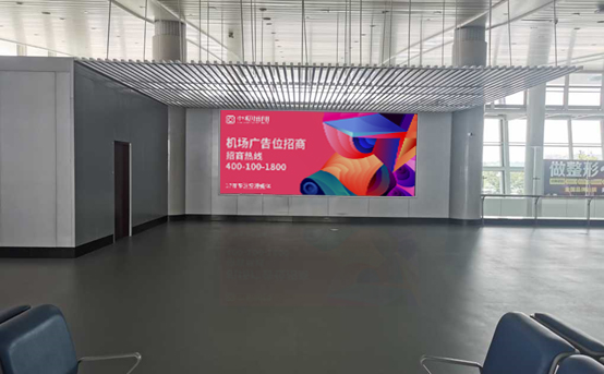 威海机场广告-国际二楼出发大厅灯箱