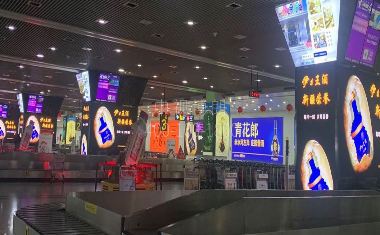 乌鲁木齐地窝堡国际机场广告-T2到达行李厅包柱屏套装