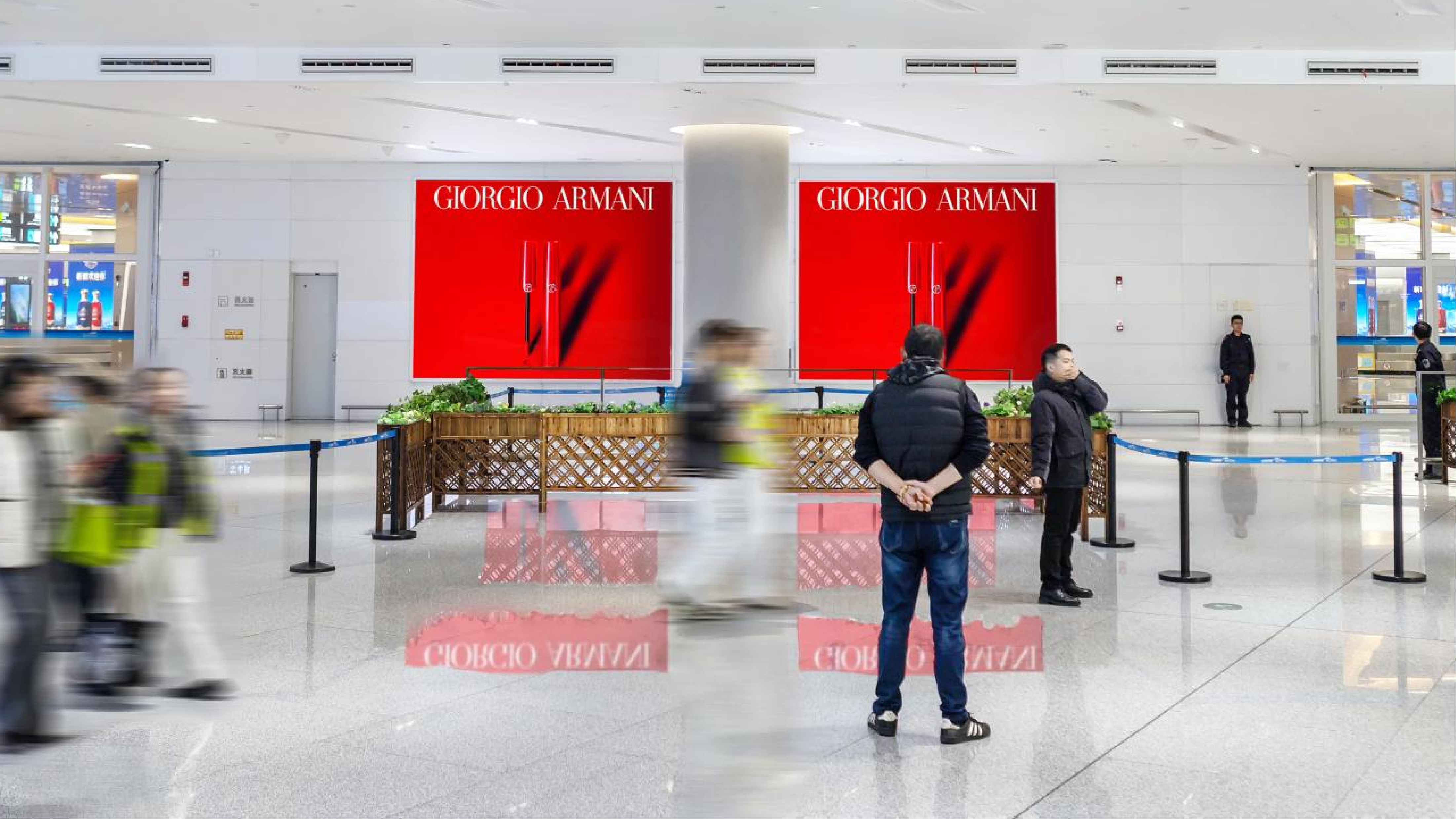 乌鲁木齐地窝堡国际机场广告-T4国内到达出口处LED套装