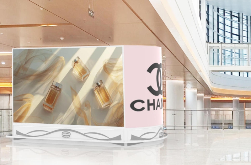 乌鲁木齐地窝堡国际机场广告-T4国内出发安检后包柱灯箱套装