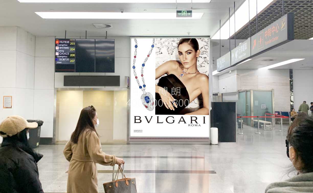 西安咸阳国际机场广告-T2国内到达行李厅灯箱套装5