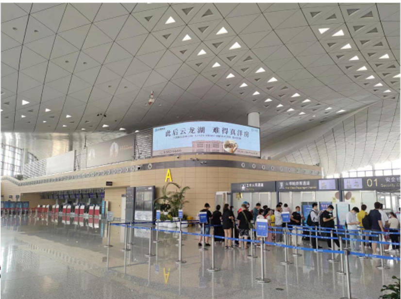 徐州观音国际机场广告-出发办票大厅LED大屏套装