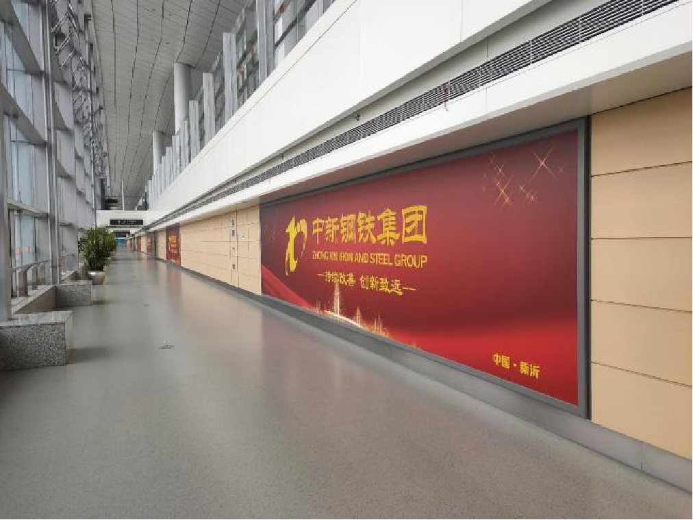 徐州观音国际机场广告-到达通廊灯箱套装