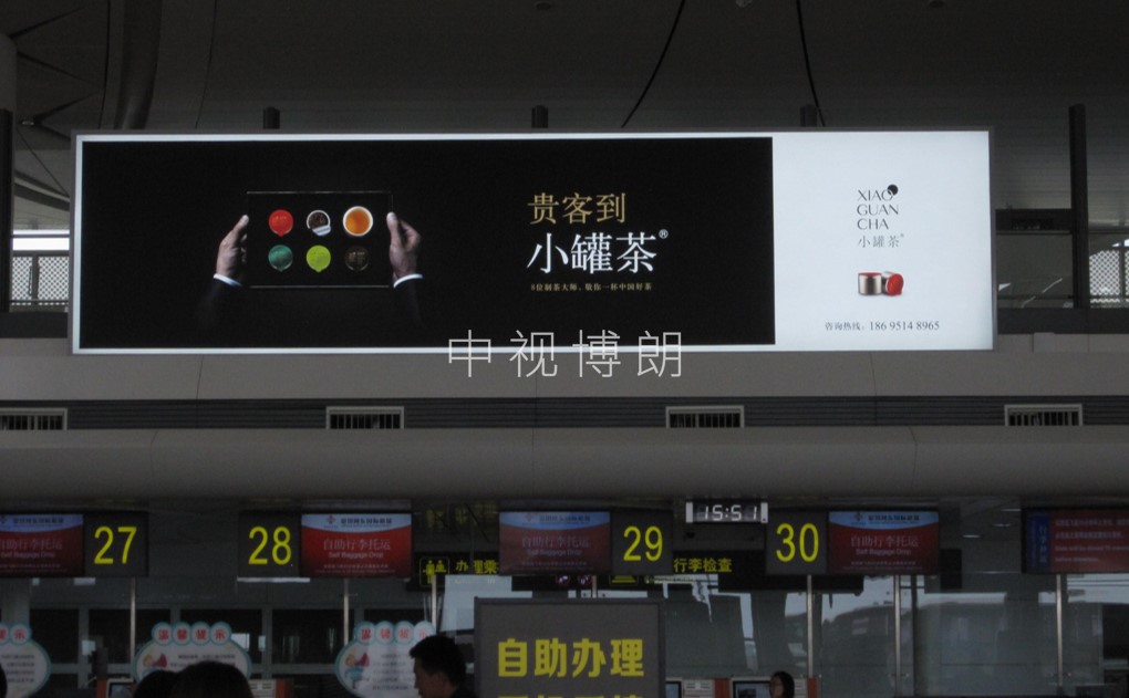 银川机场广告-T3出发值机厅灯箱