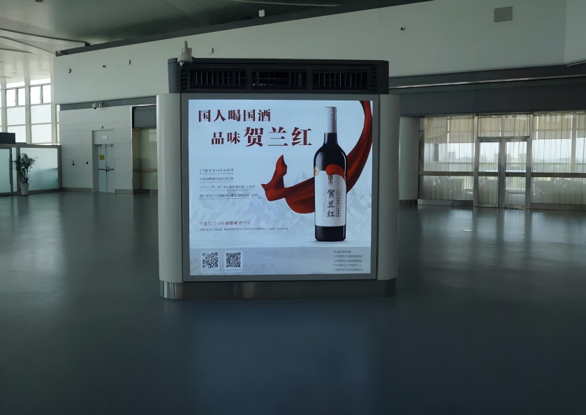 银川机场广告-T3出发候机厅灯箱套装